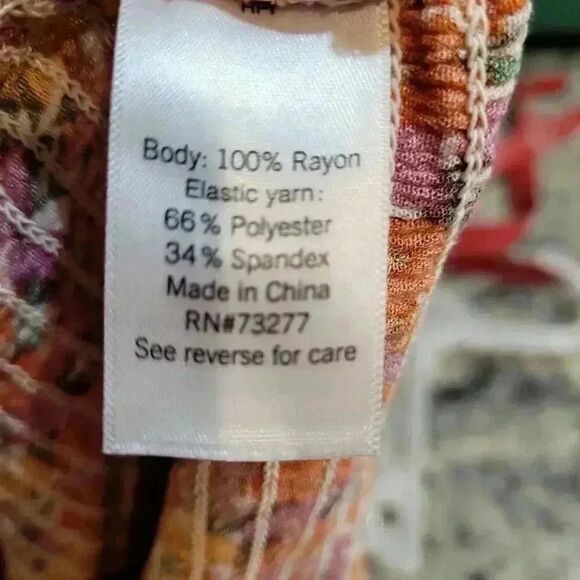 SO Junior Women's Red/Orange Floral Rayon Smocked Summer Square Neck Puff Sleeve - Picture 9 of 9